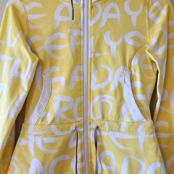 Lululemon Victory Manifest Casual Long Sleeve Women's Jacket Yellow White Sz 4. - Picture 9 of 16